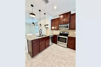 13961 River Willow Place, Tampa, FL 33637 - Photo 3