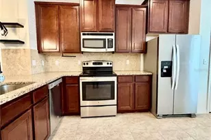 13961 River Willow Pl, Tampa, FL 33637 - Photo 7