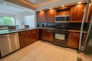 225 Country Club Dr, Largo, FL 33771 - Photo 11