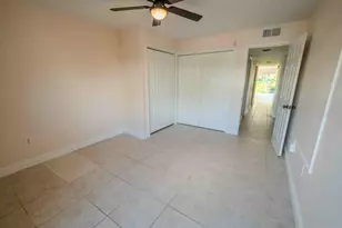 225 Country Club Dr, Largo, FL 33771 - Photo 23