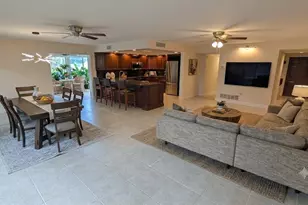 225 Country Club Dr, Largo, FL 33771 - Photo 7
