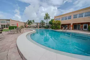 225 Country Club Dr, Largo, FL 33771 - Photo 67