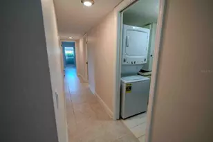 225 Country Club Dr, Largo, FL 33771 - Photo 17