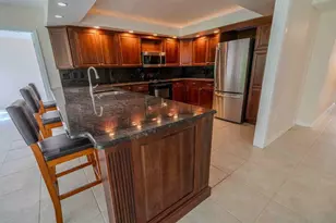 225 Country Club Dr, Largo, FL 33771 - Photo 13