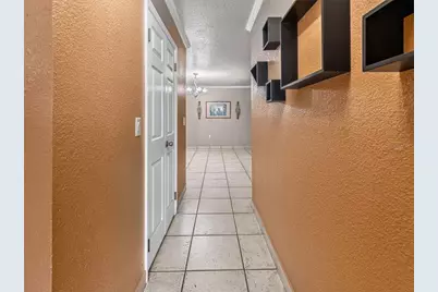 8516 Twin Lake Blvd, Tampa, FL 33614 - Photo 5
