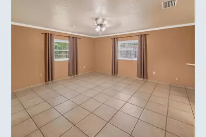 8516 Twin Lake Blvd, Tampa, FL 33614 - Photo 21