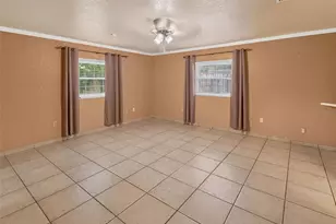 8516 Twin Lake Blvd, Tampa, FL 33614 - Photo 21