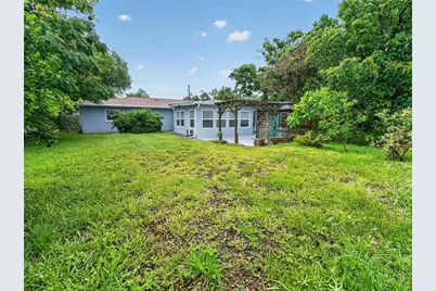 8516 Twin Lake Blvd, Tampa, FL 33614 - Photo 39