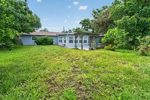 8516 Twin Lake Blvd, Tampa, FL 33614 - Photo 39