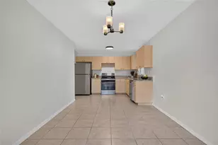 1004 17th Ave W, Bradenton, FL 34205 - Photo 7