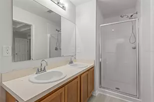 2972 Royal Tuscan Ln, Valrico, FL 33594 - Photo 17