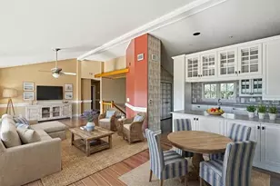 5 Venetian Ct, Tarpon Springs, FL 34689 - Photo 5