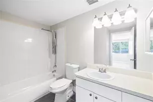 6726 N 11th St, Tampa, FL 33604 - Photo 13