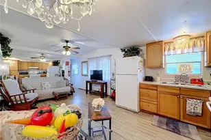 7490 46th Ave N, Saint Petersburg, FL 33709 - Photo 13