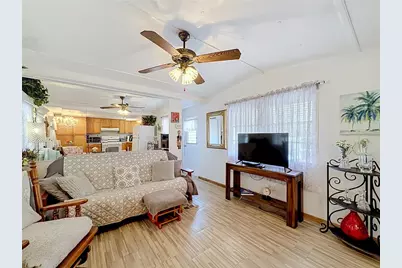 7490 46th Avenue N #109, Saint Petersburg, FL 33709 - Photo 11