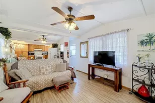 7490 46th Ave N, Saint Petersburg, FL 33709 - Photo 11