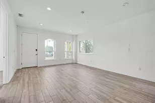 1018 7th Ave S, Saint Petersburg, FL 33705 - Photo 9