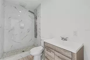1018 7th Ave S, Saint Petersburg, FL 33705 - Photo 23