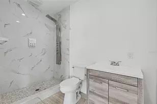1018 7th Ave S, Saint Petersburg, FL 33705 - Photo 23