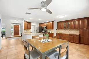 4733 Lake Valencia Blvd W, Palm Harbor, FL 34684 - Photo 9