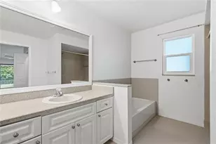 9743 106th Ave, Largo, FL 33773 - Photo 23