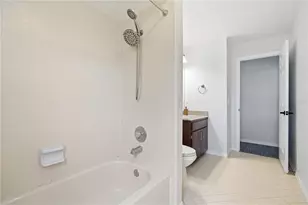 9743 106th Ave, Largo, FL 33773 - Photo 29