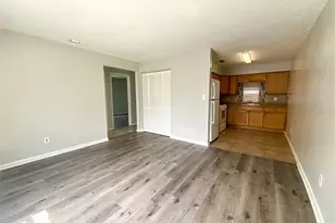 2205 Irene St, Lutz, FL 33549 - Photo 7