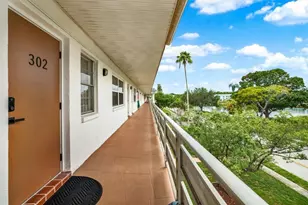 6015 19th St N, Saint Petersburg, FL 33714 - Photo 3