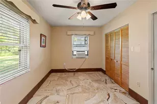 5709 Lake Le Clare Rd, Lutz, FL 33558 - Photo 13