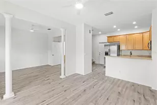 10044 Old Haven Way, Tampa, FL 33624 - Photo 9