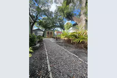 402 W Paris Street, Tampa, FL 33604 - Photo 17