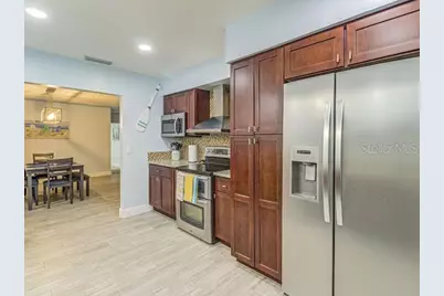 5151 Duhme Road, Saint Petersburg, FL 33708 - Photo 7