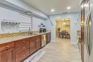 5151 Duhme Rd, Saint Petersburg, FL 33708 - Photo 5