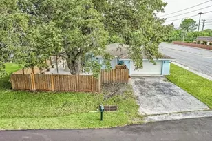 5151 Duhme Rd, Saint Petersburg, FL 33708 - Photo 55