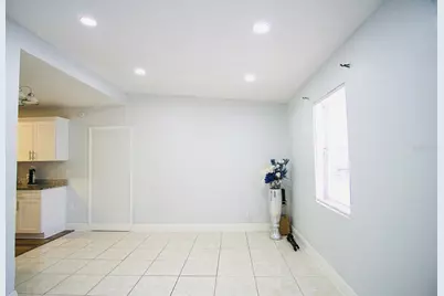 601 Lime Tree Road, Tampa, FL 33619 - Photo 5