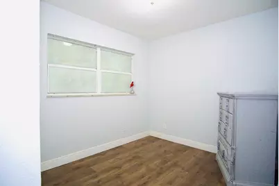 601 Lime Tree Road, Tampa, FL 33619 - Photo 15