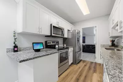 601 Lime Tree Road, Tampa, FL 33619 - Photo 7
