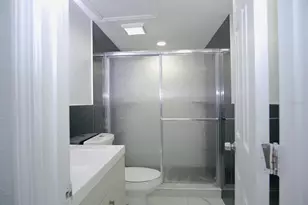 601 Lime Tree Rd, Tampa, FL 33619 - Photo 11
