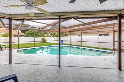 9212 Rustic Pines Boulevard W, Seminole, FL 33776 - Photo 23