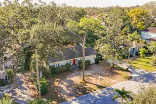 3120 W Coachman Ave, Tampa, FL 33611 - Photo 1