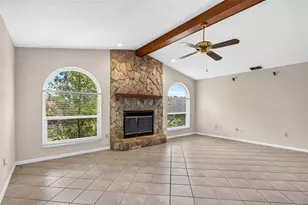 6328 N Queensway Dr, Temple Terrace, FL 33617 - Photo 19