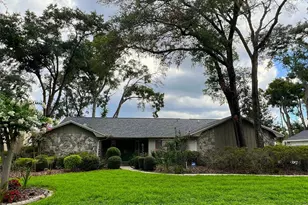 6328 N Queensway Dr, Temple Terrace, FL 33617 - Photo 1