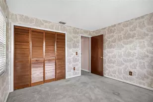 6328 N Queensway Dr, Temple Terrace, FL 33617 - Photo 33
