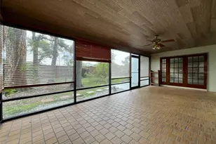 6328 N Queensway Dr, Temple Terrace, FL 33617 - Photo 31