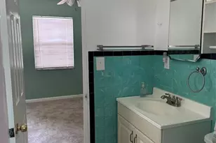 4142 6th Ave N, Saint Petersburg, FL 33713 - Photo 9