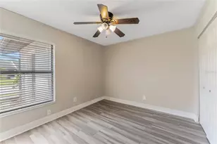 5201 Bellefield Dr, Tampa, FL 33624 - Photo 17