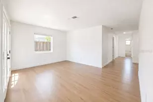 1834 New Hampshire Ave NE, Saint Petersburg, FL 33703 - Photo 3