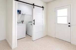 1834 New Hampshire Ave NE, Saint Petersburg, FL 33703 - Photo 29