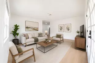 1834 New Hampshire Ave NE, Saint Petersburg, FL 33703 - Photo 9