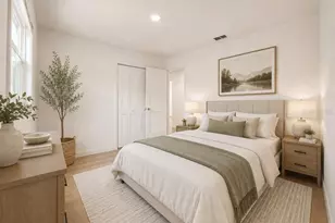 1834 New Hampshire Ave NE, Saint Petersburg, FL 33703 - Photo 5